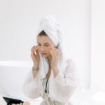 Verban oneffenheden: de kracht van anti-cellulite en gezichtsbehandelingen