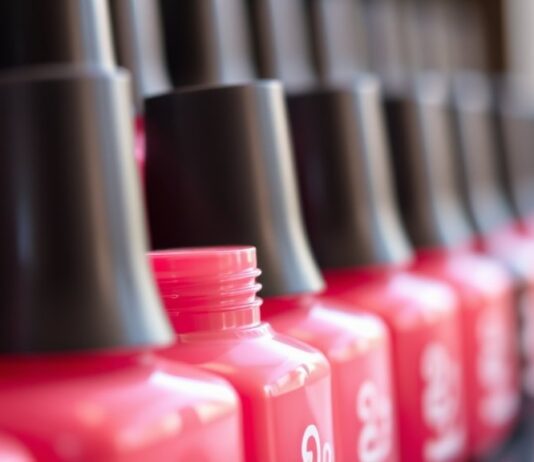 Kies de perfecte gellak kleur en zorg voor langdurige nagels